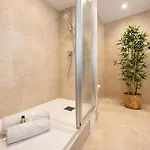 Modern Flat Near Bercy Apartment